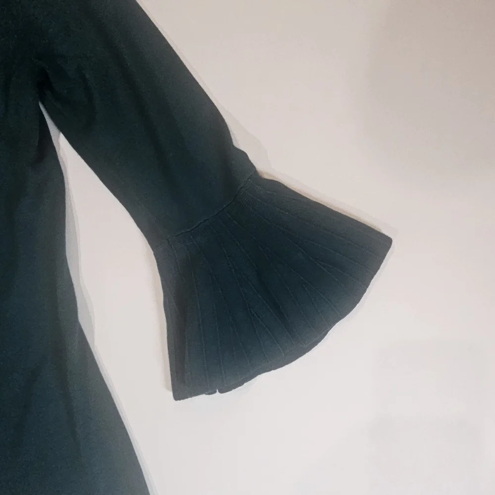 41 Hawthorn‎ Tamzen Bell Sleeve Sweater Top Womens Size Small Petite Dark Green